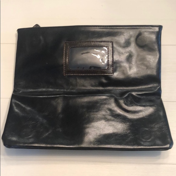 Clutch - Picture 2 of 5